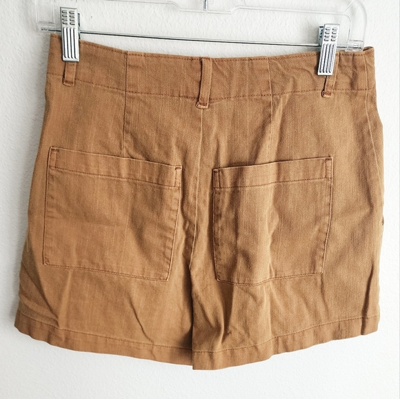 Universal Thread Ladies A- Line Pleated Shorts. Sz 4 (NWT) - Picture 6 of 9